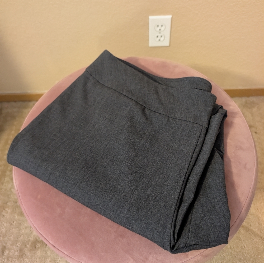 Roz & Ali Gray Women's Trousers